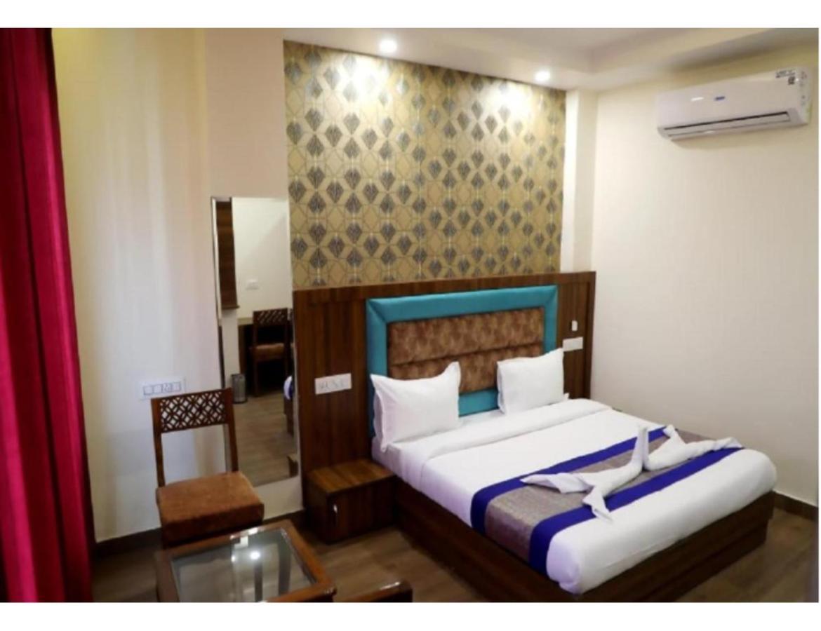 Hotel Royal Villa 2, Amritsar Exterior foto